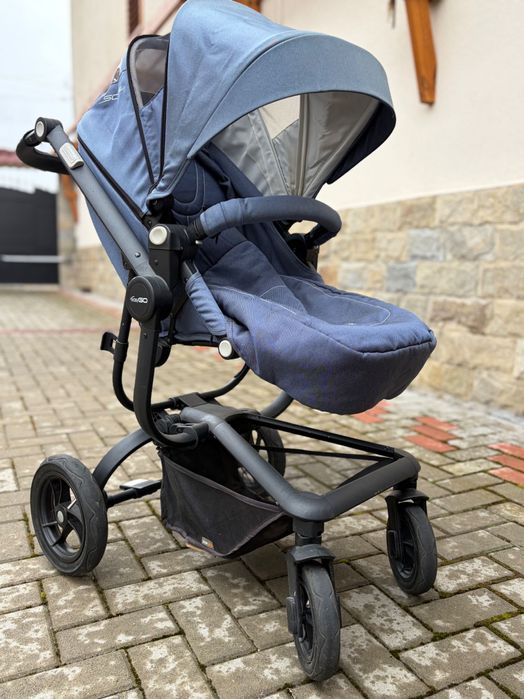 Бебешка количка 2 части