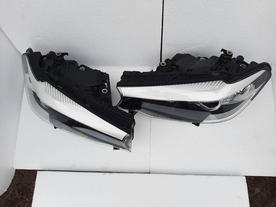 Far faruri bmw G30 G31 seria 5 full led stanga / dreapta