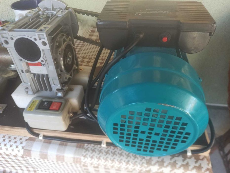 Masina de tocat carne