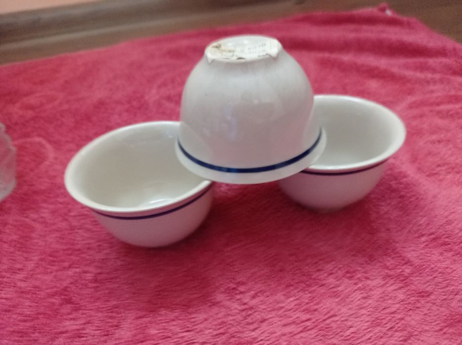 Порцеланови чинии