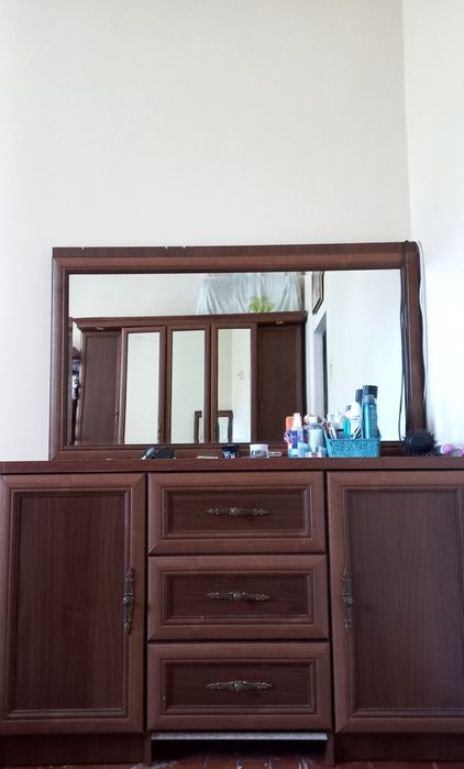 Спальный гарнитур сатылады