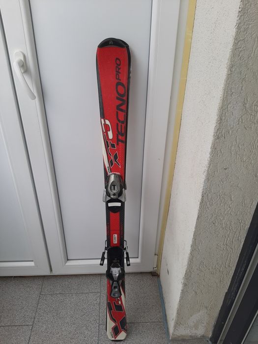 Vând skiuri iarna 120