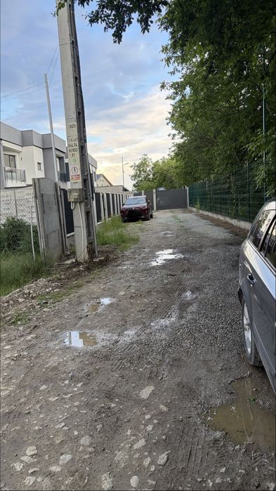 Vand teren 300mp la Balta Verde