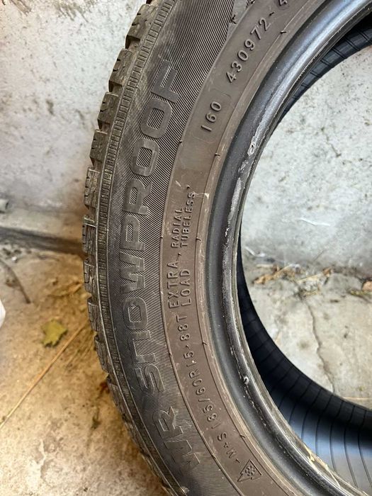 Зимни гуми Nokian  2 бр 185/60/15