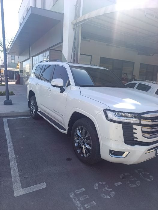 Срочно продается Тойота трехсотка