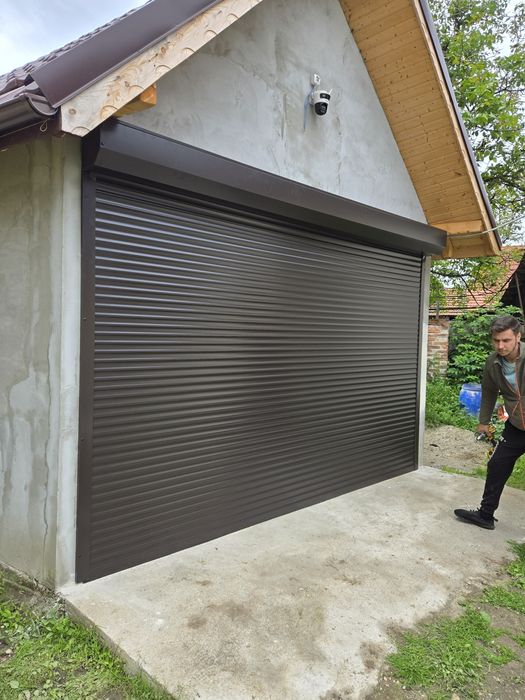 Porti de garaj/ usi secționale/ usi de garaj/ porți industriale