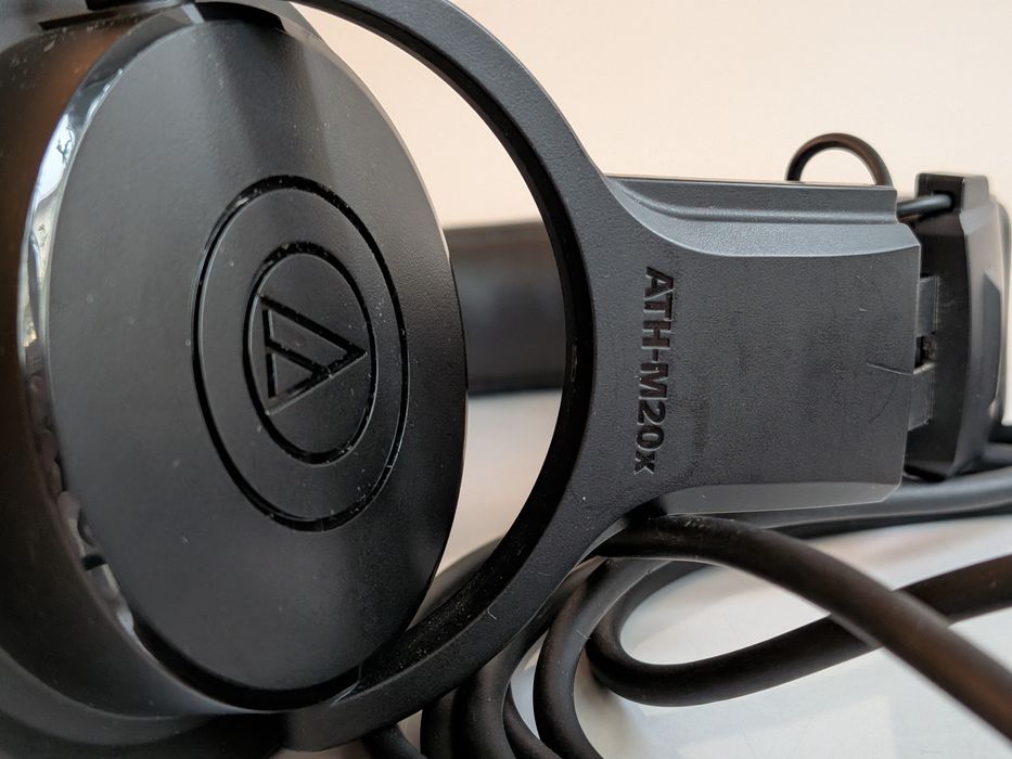 Наушники Audio-Technica ATH-M20x