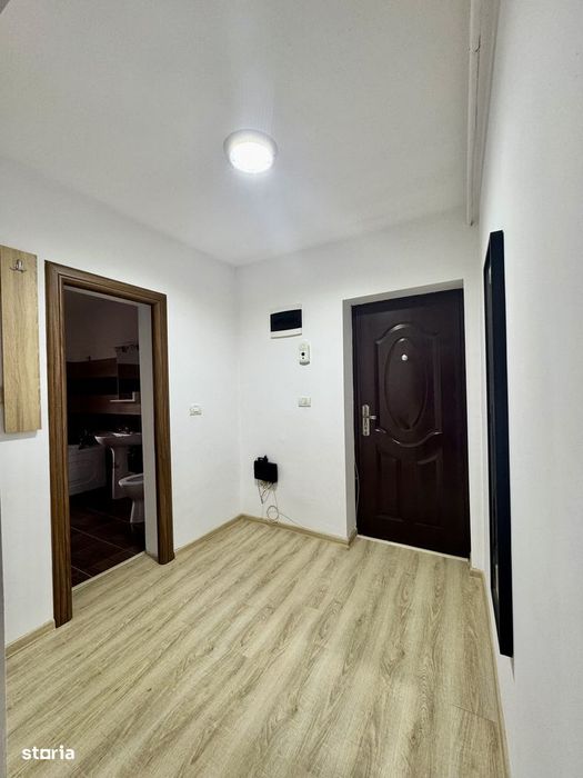 Etaj 1, Disponibil imediat, Giroc