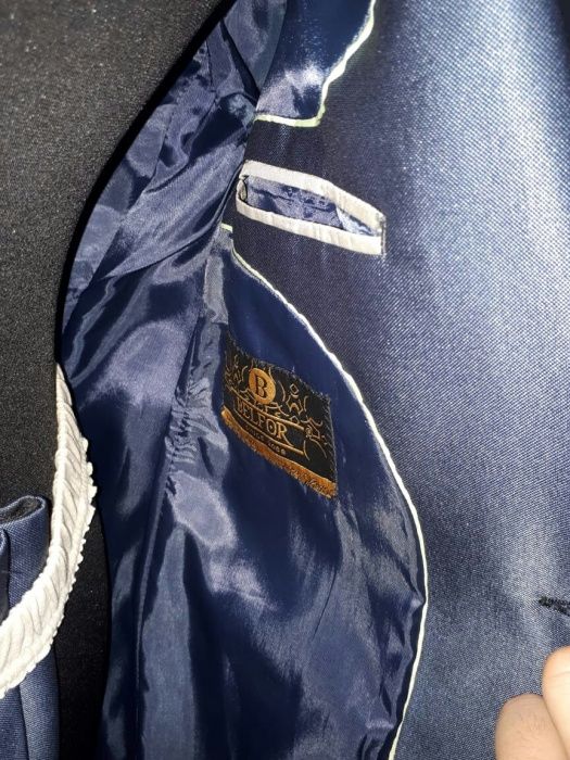 продам костюм