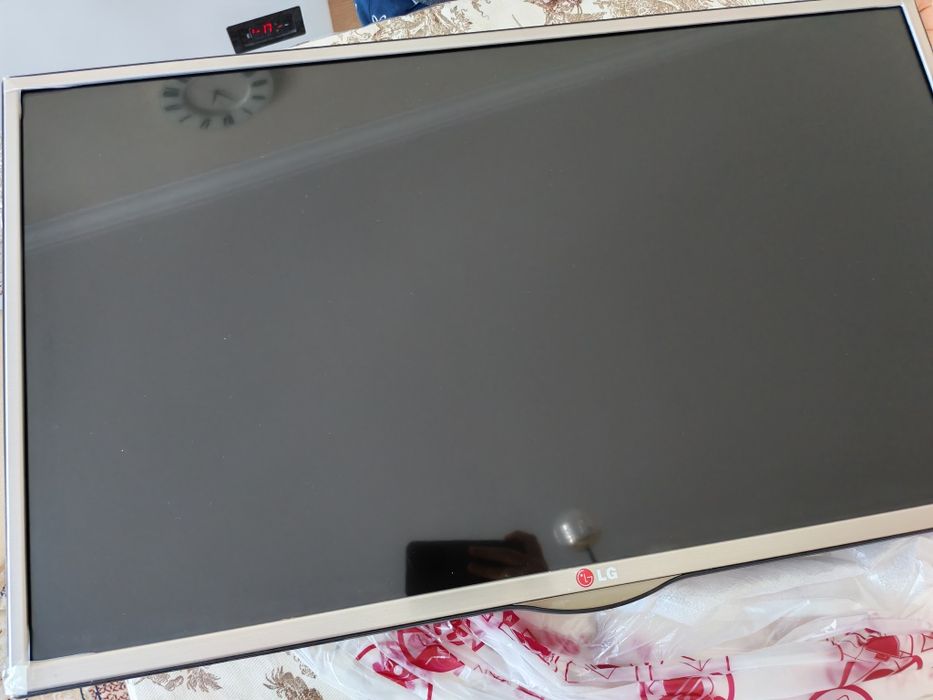 Телевизор LG 000