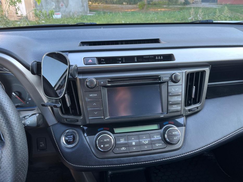 De vanzare toyota rav4 2013 2.2 diesel