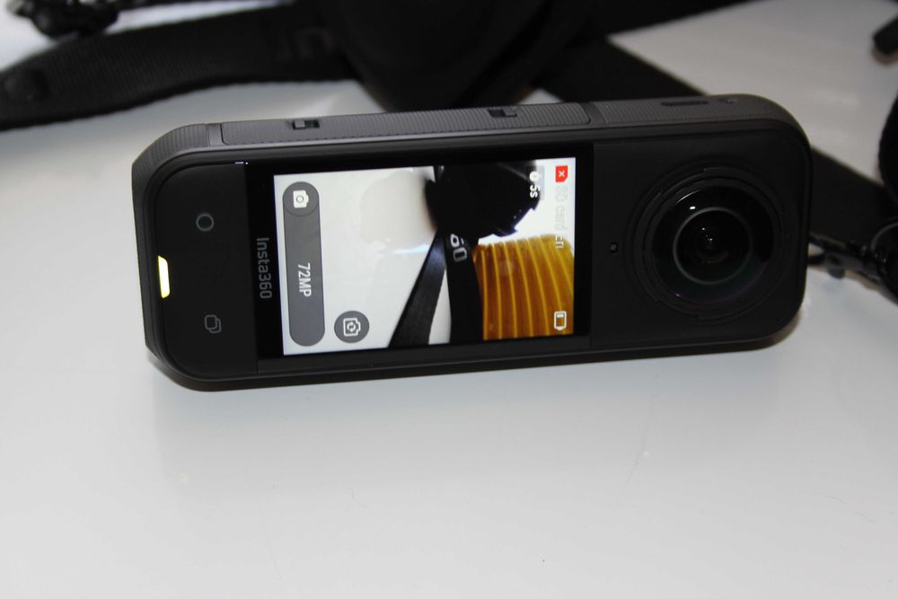 Camera INSTA360 X5