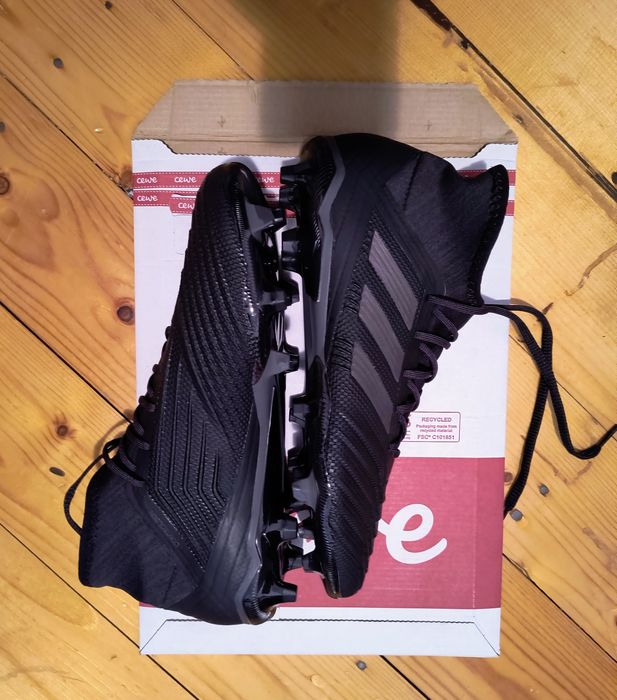 Ghete Adidas Predator 18.2 FG