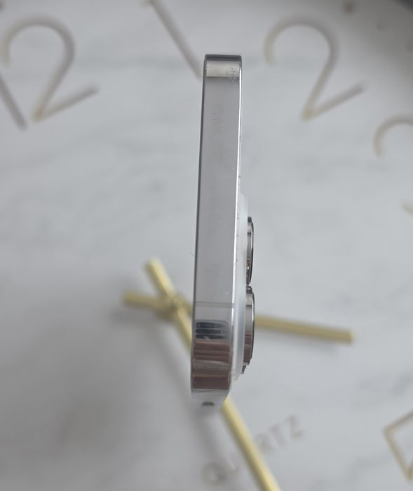 iPhone 14 pro primul proprietar