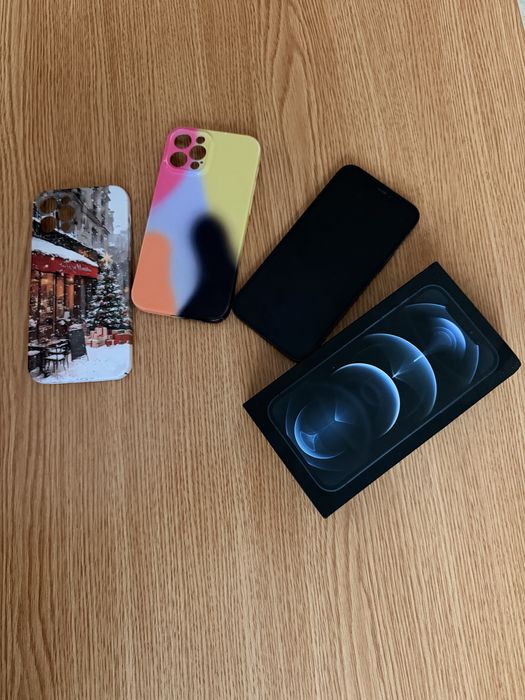 Продам IPhone 12 pro