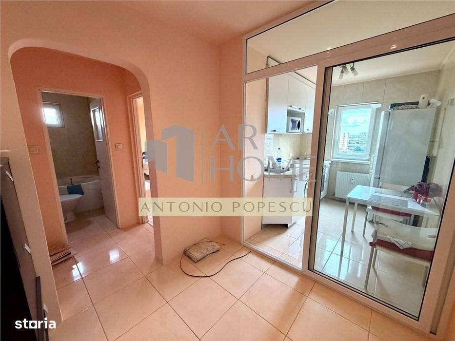 Apartament 2 camere, decomandat, In Ploiesti, zona Vest Lamaita.