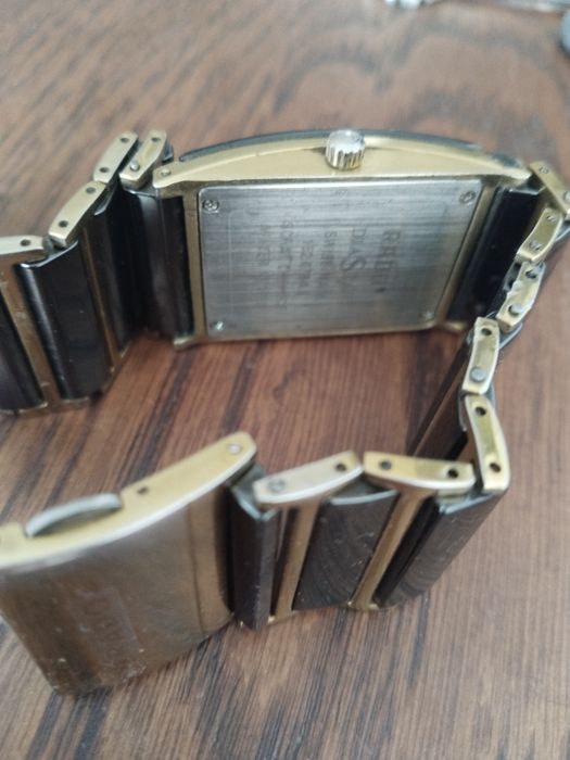 Продам часы RADO Jubile требует лёгкого ремонта.