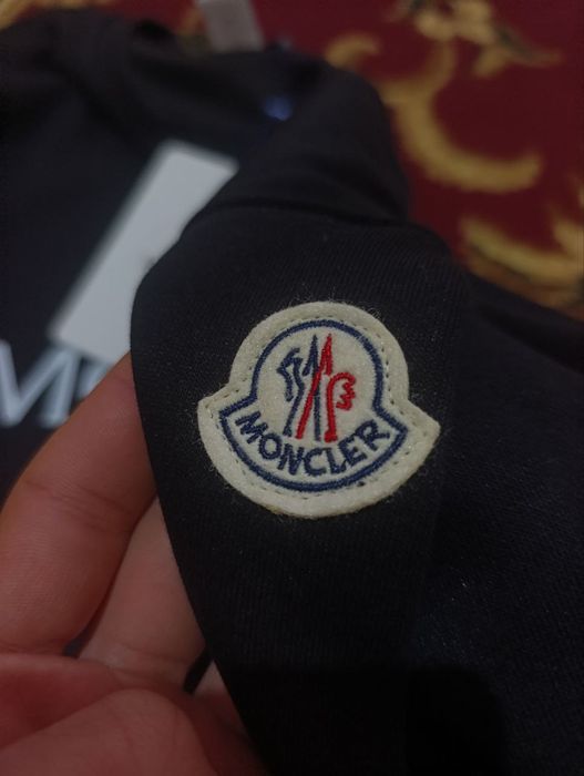 Толстовка Moncler