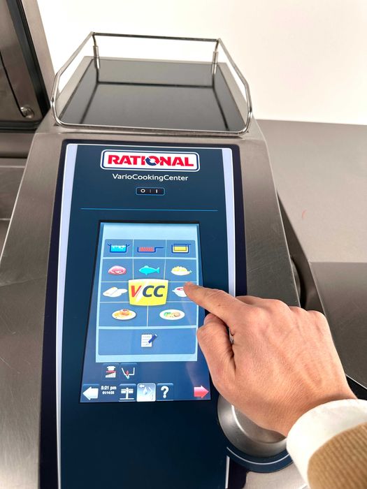 RATIONAL VCC 112+ Tigaie basculanta, friteuza, marmita 2 x 14 litri