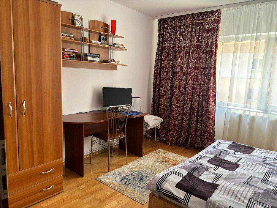 Apartament 3 camere de inchiriat, 86 mp, zona Racadau