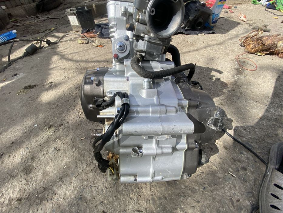 Vând motor honda 125 ccm