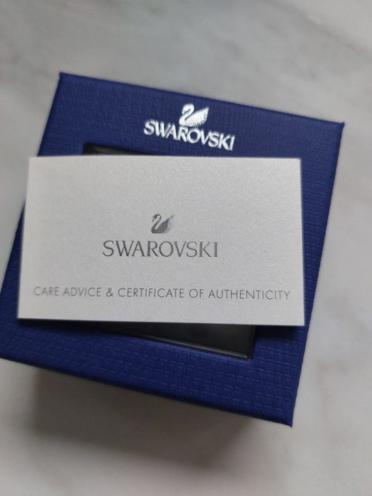 Оригинални колие Сваровки Swarovski с кристали