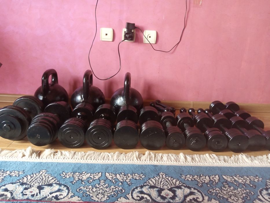 Гантели 1, 5,5 ,7, 12, 15 кг и гири СССР