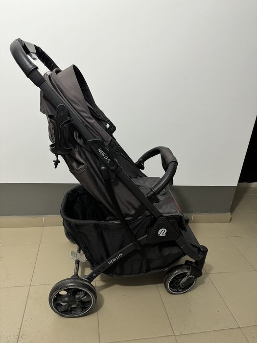 Срчно Продам коляску