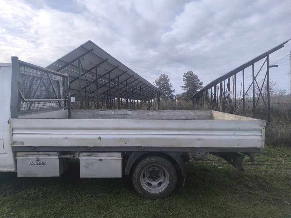 Продавам Каросерия