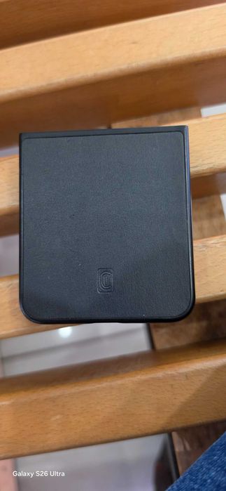 Телефон Samsung Z-Flip 4