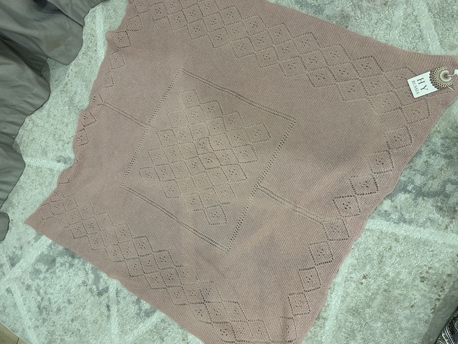 Новые платки (шерсть 1000 тг, остальные по 500 тг)