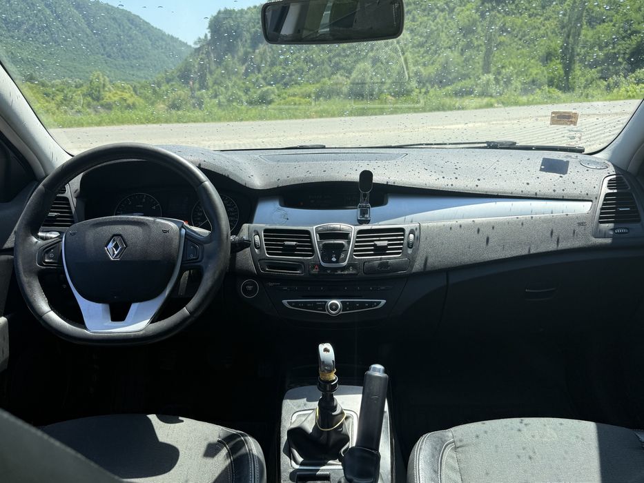 Renault Laguna III – 2009 – 2.0 dCi 150 CP – Xenon – Panoramic