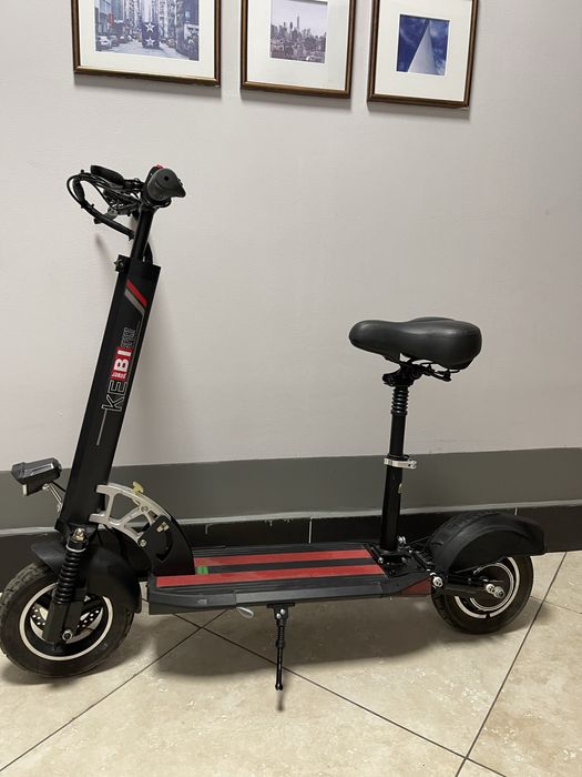 Электросамокат в отличном состояний