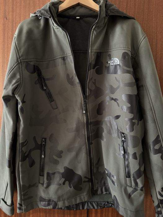 The North Face ватирано яке