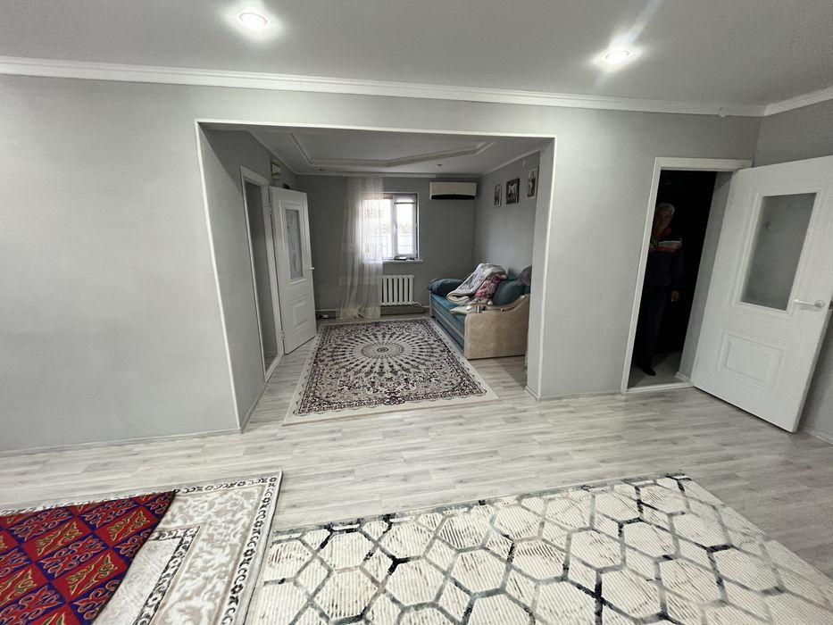 Продается дом с большим участком