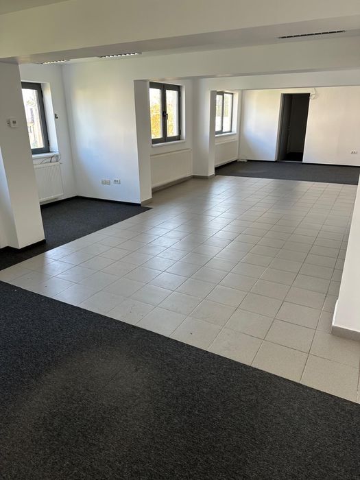 Inchiriez spatiu comercial 110 mp