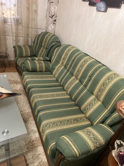 Canapea extensibila cu fotoliu separat