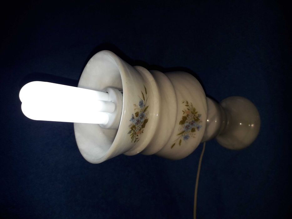 Veioza alabastru - inaltime 24 cm