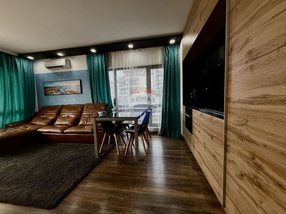 Стилен апартамент с две спални за продажба, кв. Възраждане, гр. Варна