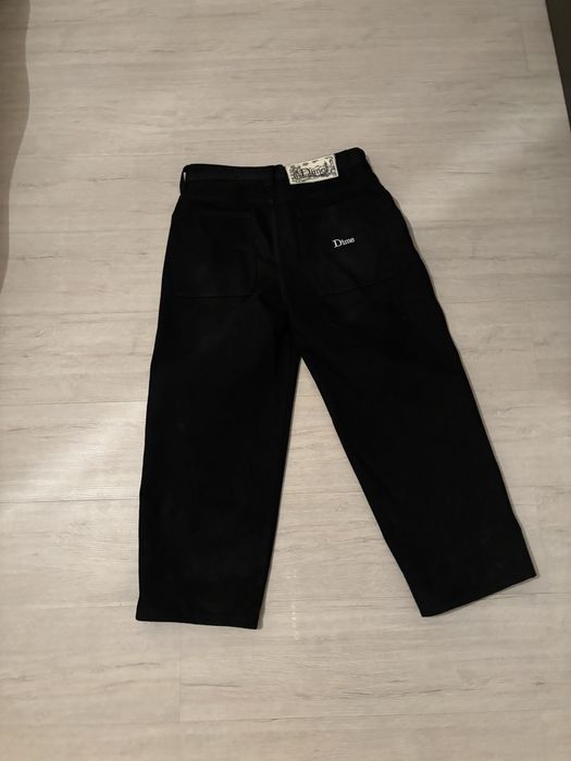 Продам пуховик ,джинсы , кросовки