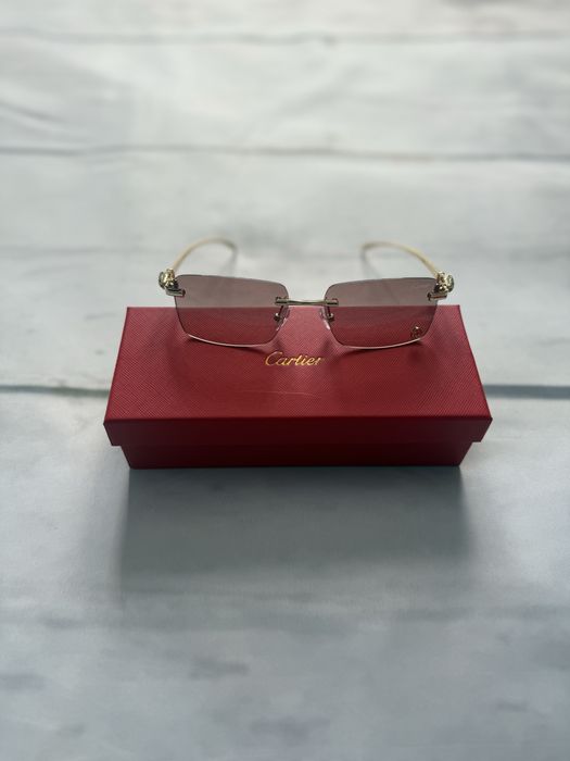 Ochelari de soare Cartier, noi, nefolosiți