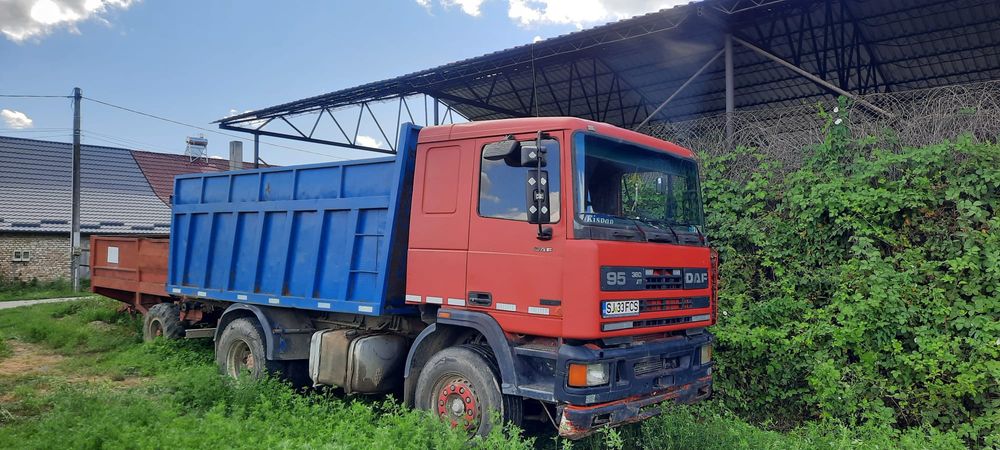 Vândsau schimb Daf basculabil