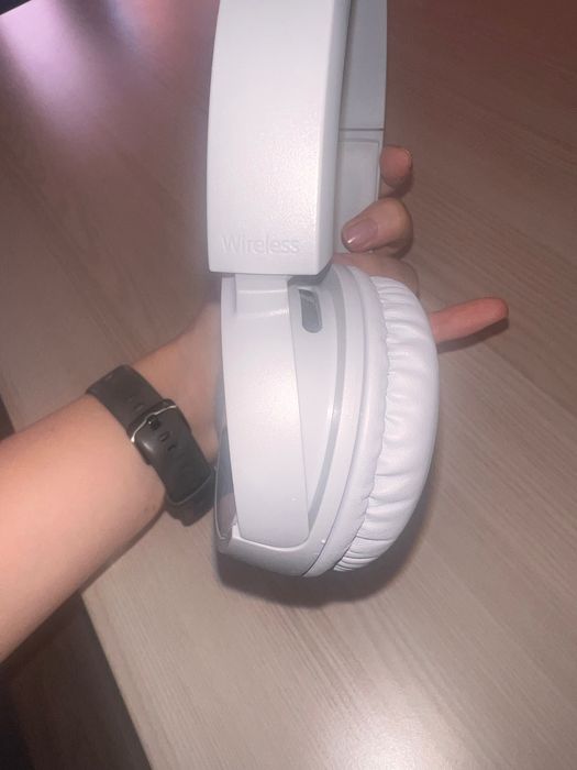 Безжични слушалки Sony WH-CH500