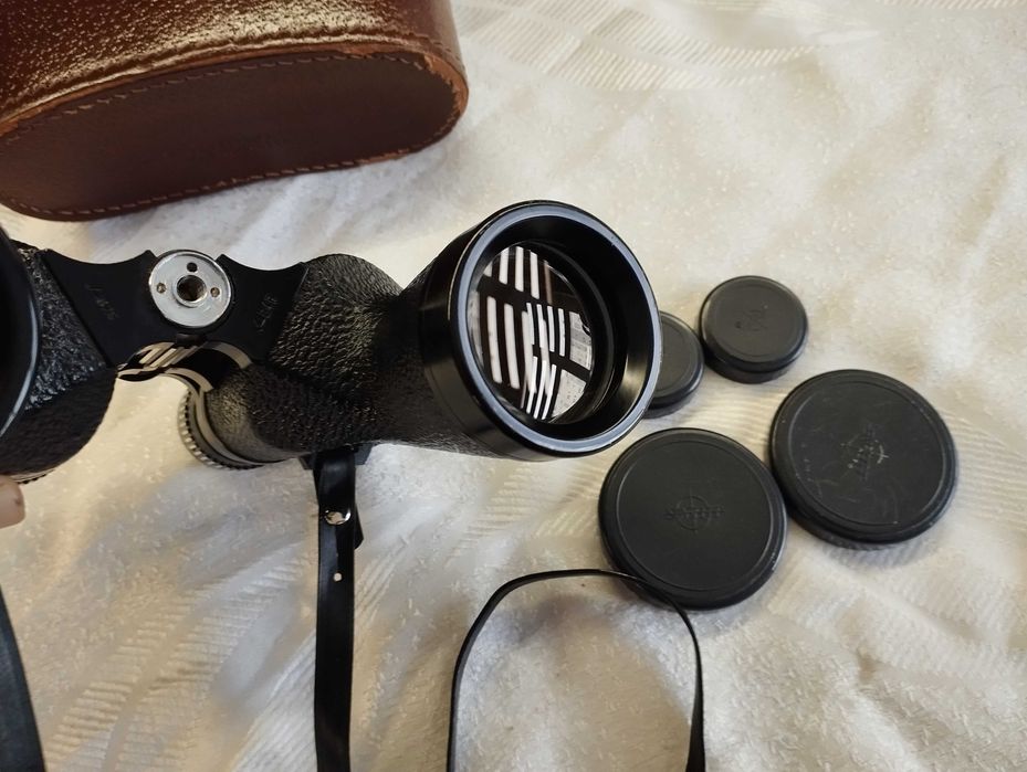 ТОП Ловен Японски Бинокъл- .8х40-SWIFT-SARATOGA Quartar