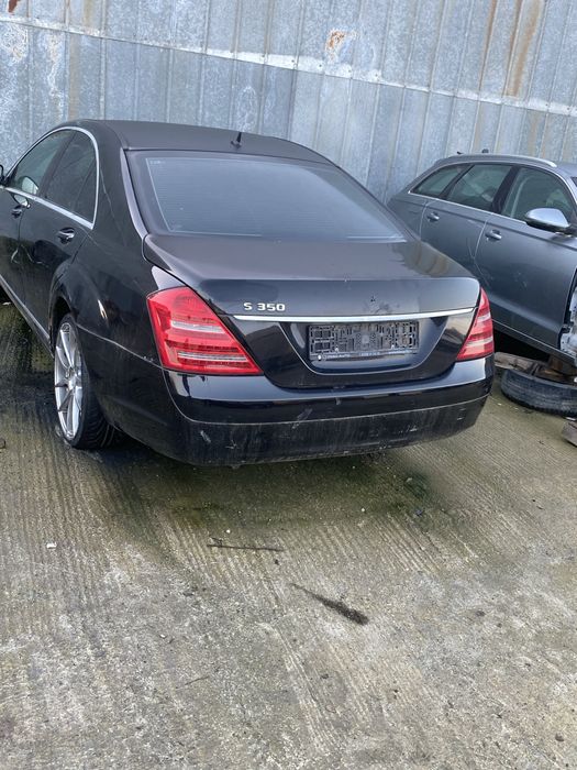Dezmembrez mercedes s class 350 benzina