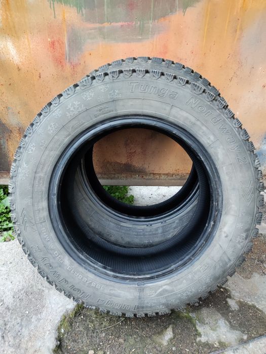 Продам комплект зимней резины