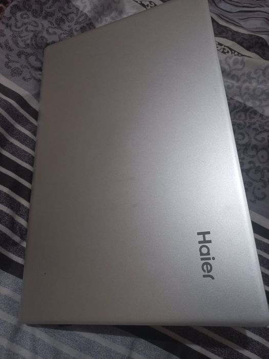 Noutbook haier model U1520EM