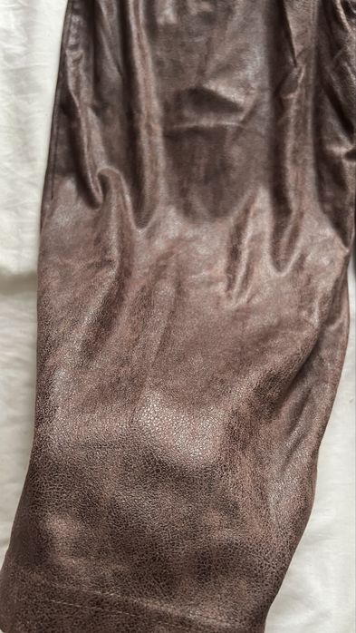 Pantaloni culottes maro largi