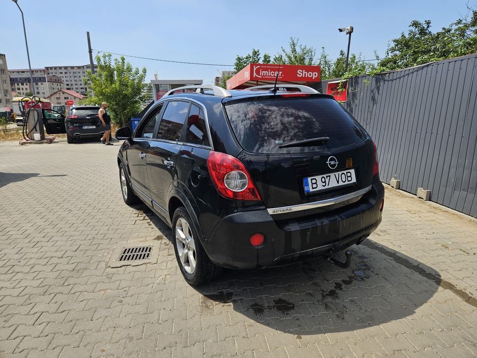 Vand Opel antara 4x4 pret foarte fix