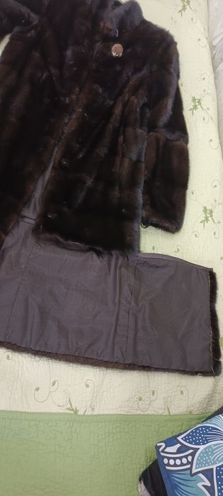Продам шубу норковую